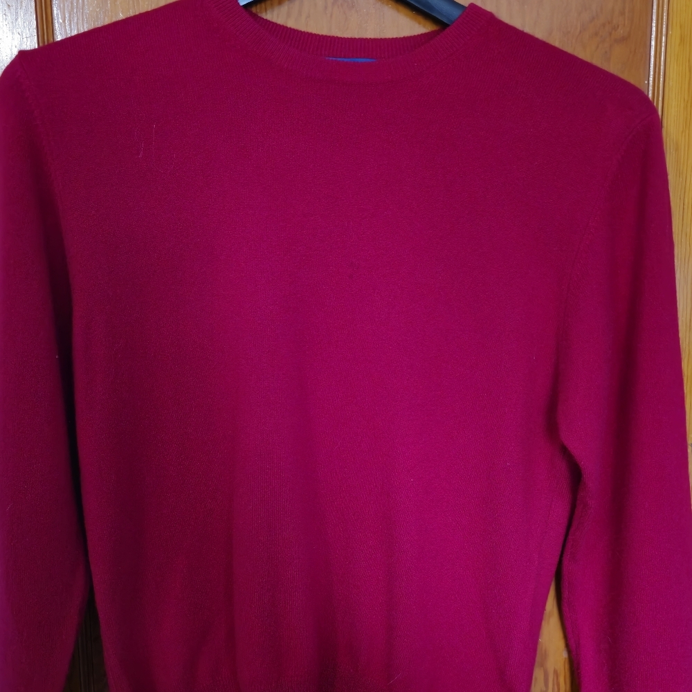 Vintage Joseph And Lyman 100 % Cashmere Men's Classic Sweater - Rich Red